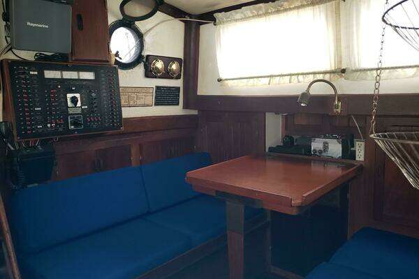 Photo of the 1977 Hardin Sea Wolf Masthead Ketch