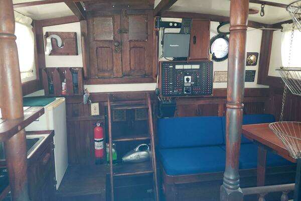 Photo of the 1977 Hardin Sea Wolf Masthead Ketch