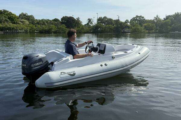11-ft-Airship-2025-115-fort lauderdale Florida United States yacht for sale