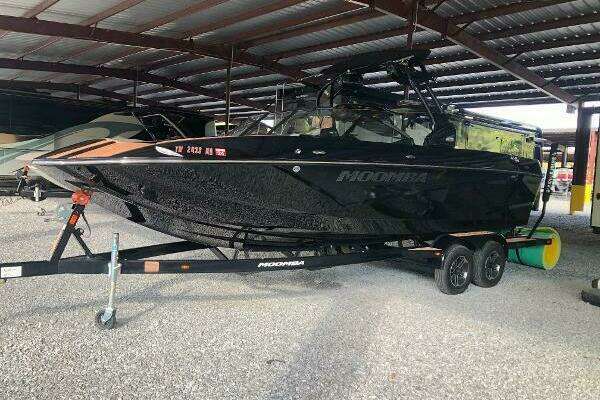 Photo of the 2023 Moomba Makai