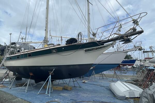 Blue Moon 38ft Kadey Krogen Yacht For Sale