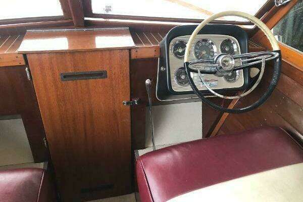 Photo of the 1960 Chris-Craft 24 Sportman