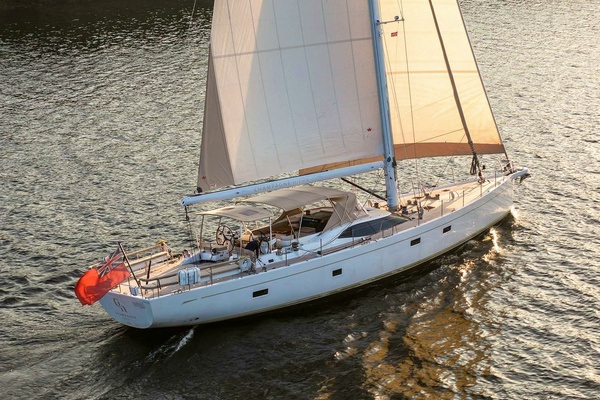 CHAMPAGNE HIPPY 85ft Oyster Yachts Yacht For Sale