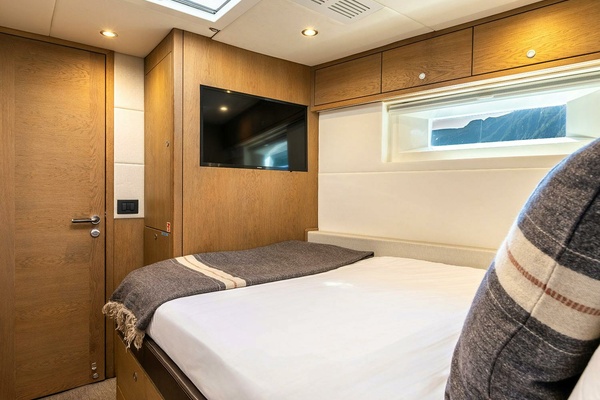 CHAMPAGNE HIPPY 85ft Oyster Yachts Yacht For Sale