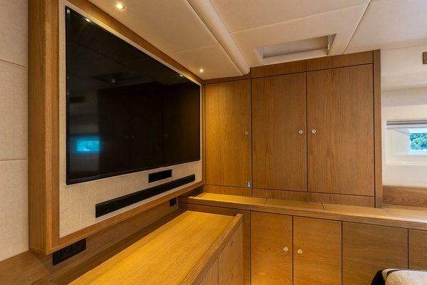 CHAMPAGNE HIPPY 85ft Oyster Yachts Yacht For Sale