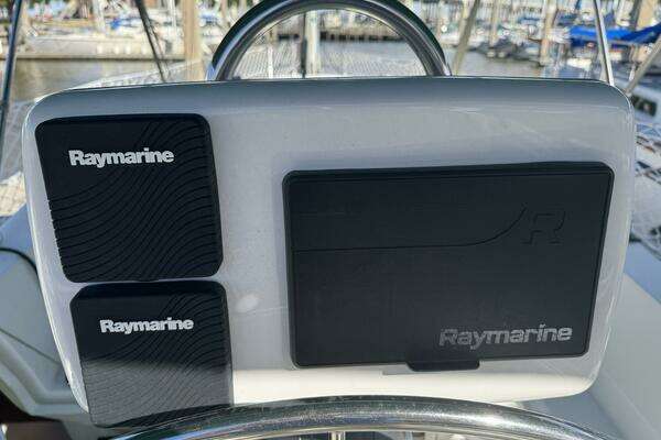 Photo of the 1996 Beneteau Oceanis 321 "Macy's Soul"