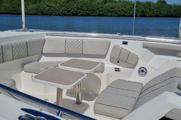 HAPPY HOUR 42ft Pursuit Yacht For Sale HAPPY HOUR 42ft Pursuit Yacht For Sale