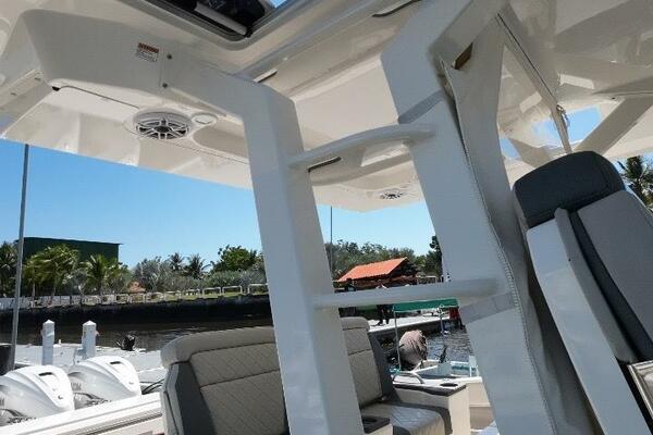 HAPPY HOUR 42ft Pursuit Yacht For Sale HAPPY HOUR 42ft Pursuit Yacht For Sale