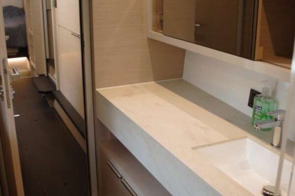 Lagoon Lagoon 46 Yacht For Sale