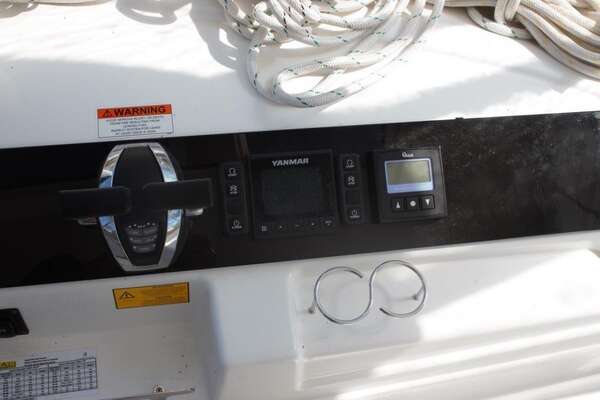 Lagoon Lagoon 46 Yacht For Sale