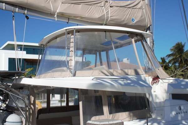 Lagoon Lagoon 46 Yacht For Sale