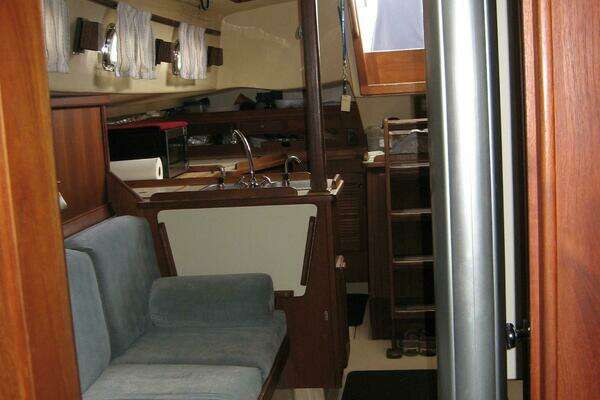 35ft Island Packet Yacht For Sale