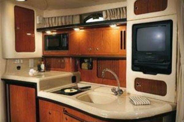 Photo of the 2002 Sea Ray 340 Sundancer