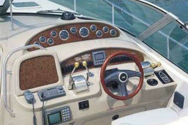 Photo of the 2002 Sea Ray 340 Sundancer