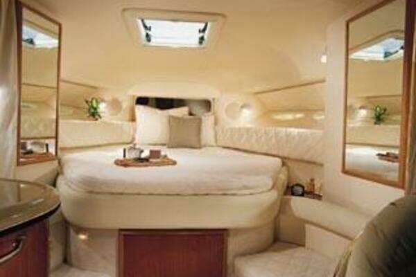 Photo of the 2002 Sea Ray 340 Sundancer