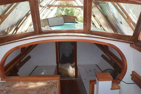 30ft Custom Yacht For Sale