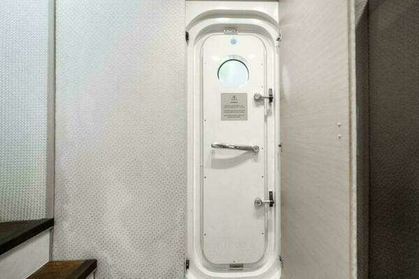 2015 Monte Carlo Yachts 86