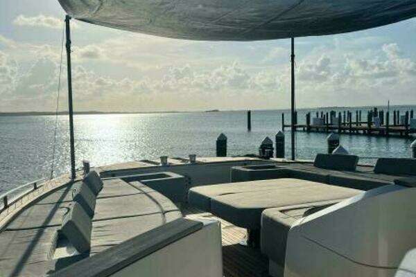 2015 Monte Carlo Yachts 86