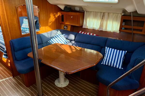 Summer Wind 41ft Hunter Yacht For Sale