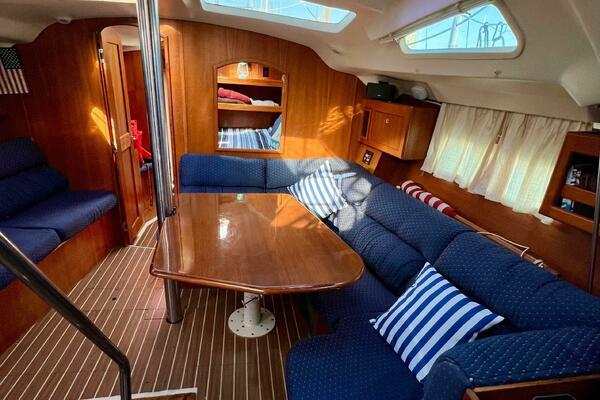 Summer Wind 41ft Hunter Yacht For Sale