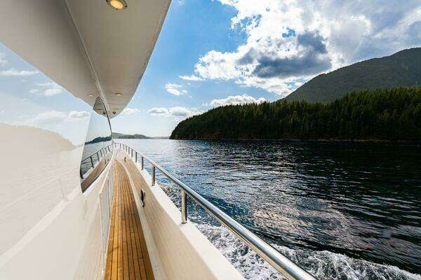 Mystica Skylounge Yacht For Sale