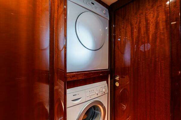 Mystica Skylounge Yacht For Sale