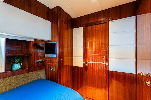 Mystica Skylounge Yacht For Sale