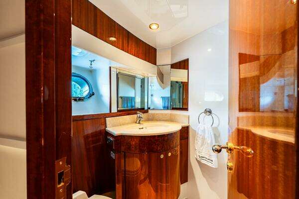 Mystica Skylounge Yacht For Sale