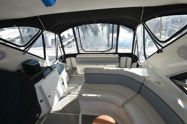 42ft Regal Yacht For Sale