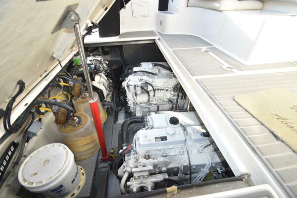 42ft Regal Yacht For Sale