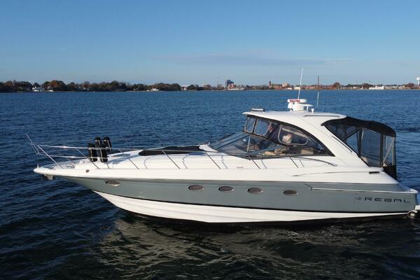 42ft Regal Yacht For Sale