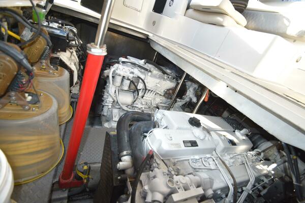 42ft Regal Yacht For Sale