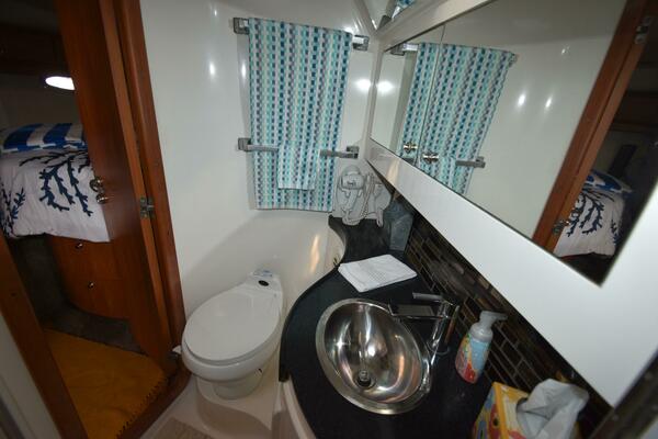 42ft Regal Yacht For Sale