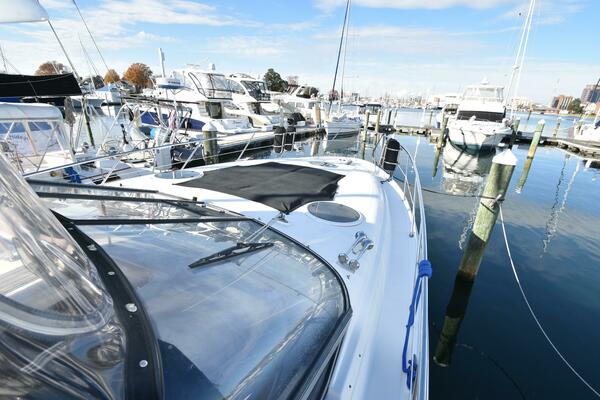 42ft Regal Yacht For Sale