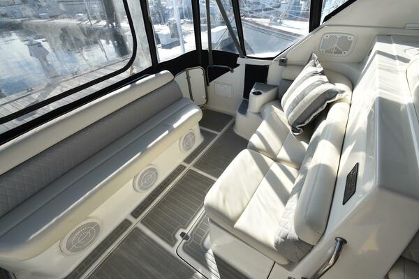 42ft Regal Yacht For Sale