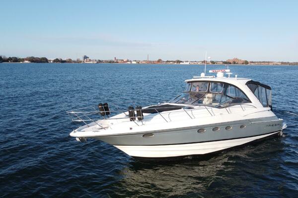 42ft Regal Yacht For Sale