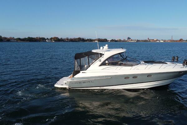 42ft Regal Yacht For Sale