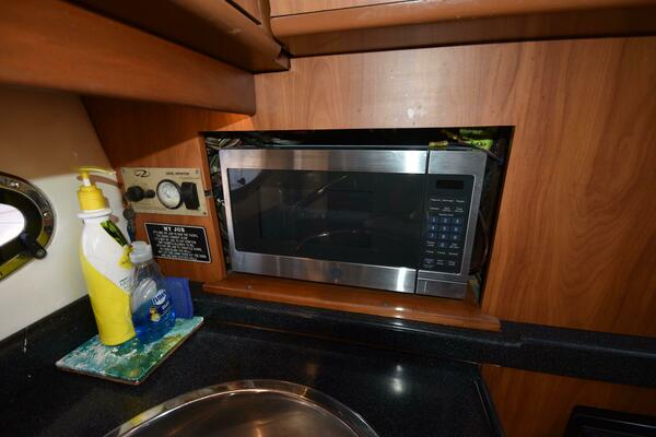 42ft Regal Yacht For Sale