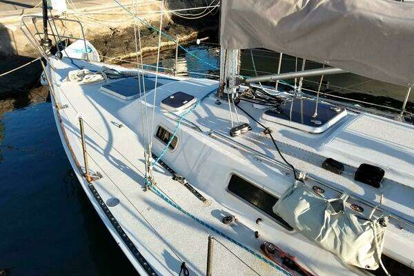 Photo of the 1989 J Boats Masthead Sloop "URBAN RENEWAL"