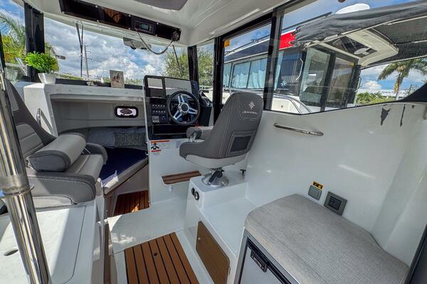 26ft Jeanneau Yacht For Sale 26ft Jeanneau Yacht For Sale