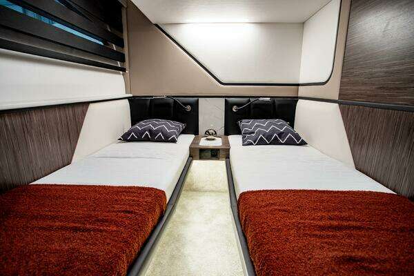 Cobrey C 45 Fly Yacht For Sale