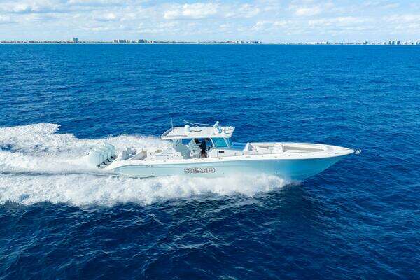 HCB 53 Suenos RXV Yacht For Sale