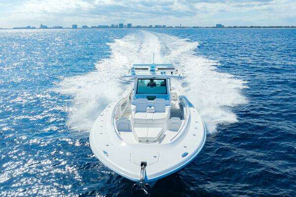 HCB 53 Suenos RXV Yacht For Sale