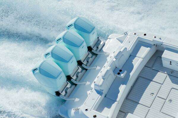 HCB 53 Suenos RXV Yacht For Sale