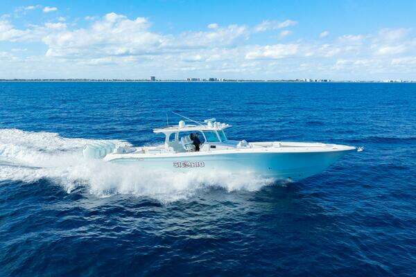 HCB 53 Suenos RXV Yacht For Sale