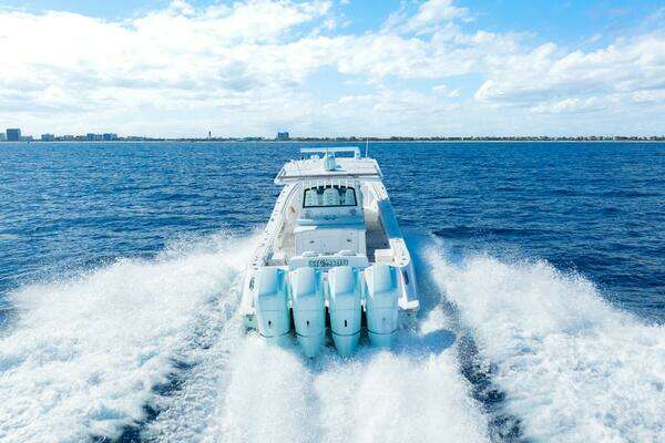 HCB 53 Suenos RXV Yacht For Sale