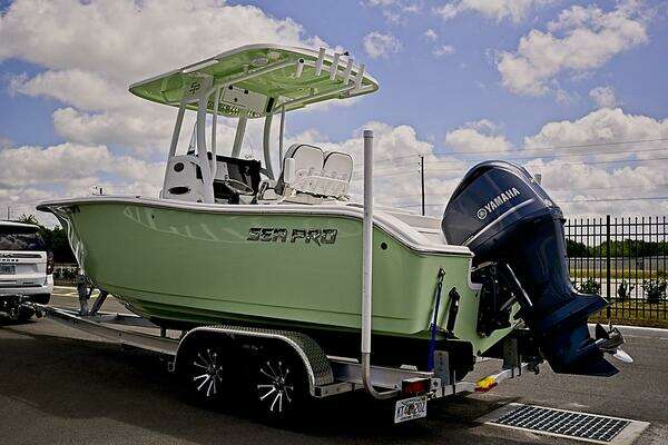Photo of the 2023 Sea Pro 239 Deep V DLX