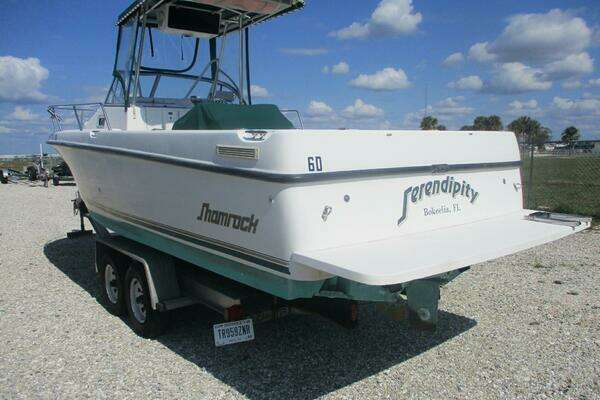 Photo of the 2001 Shamrock 