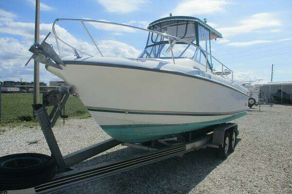 Photo of the 2001 Shamrock 