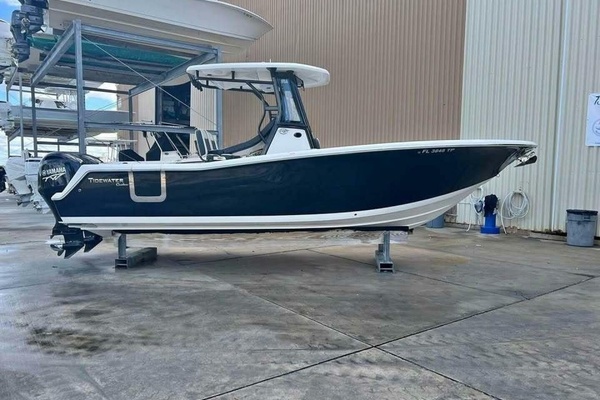25ft Tidewater Yacht For Sale